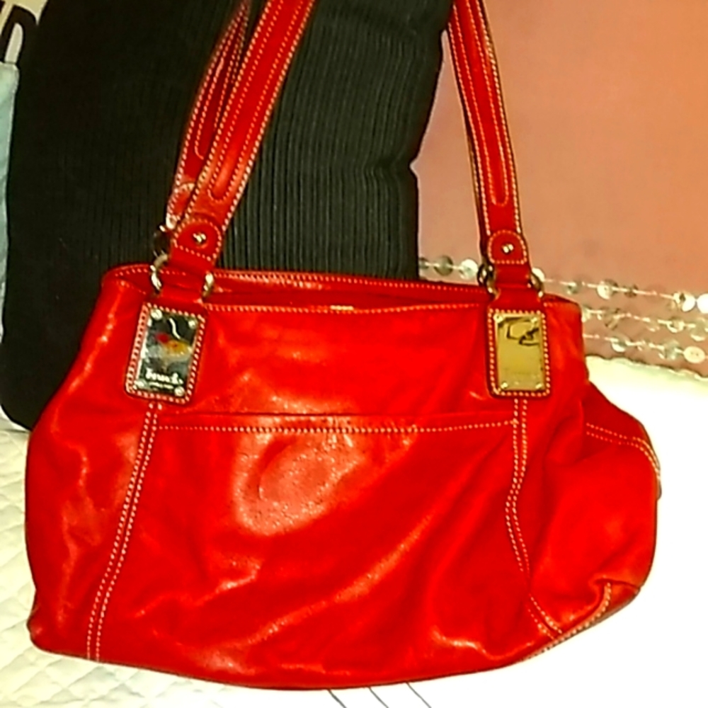 Tignanello shoulder bag red Supple leather